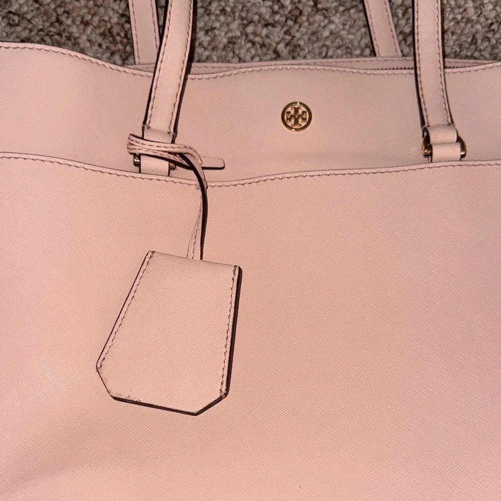 Tory Burch chic tory